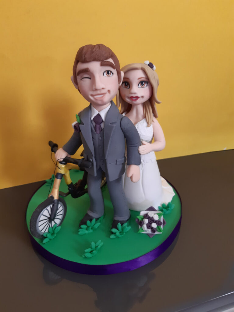 Ambers Sugar Models and Cakes Norfolk and Suffolk - Wedding Couple and Bike